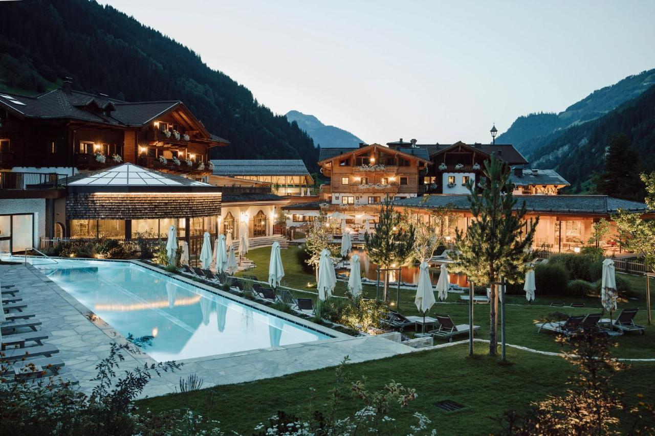 Familien Natur Resort Moar Gut Grossarl Buitenkant foto