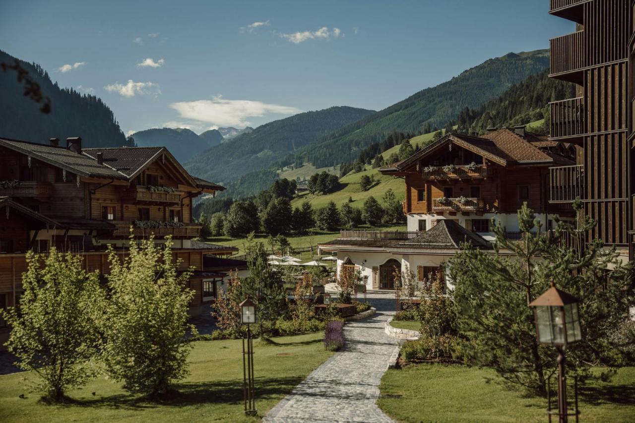 Familien Natur Resort Moar Gut Grossarl Buitenkant foto